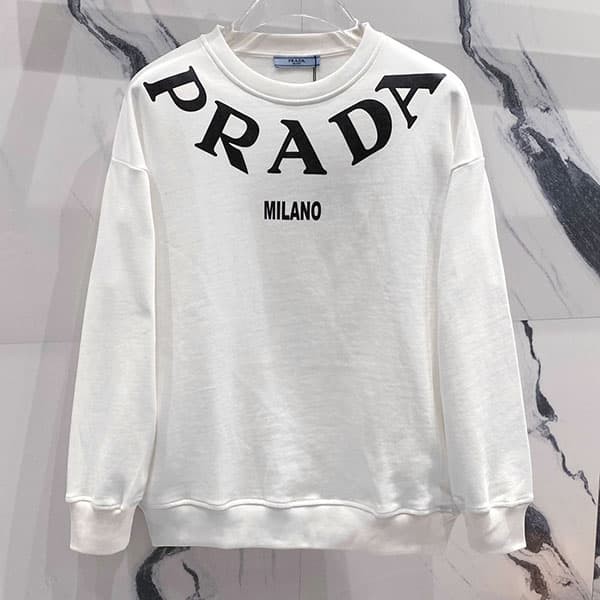 おすすめ プラダ ロゴラウンドスウェットTシャツ パロディ pua68270